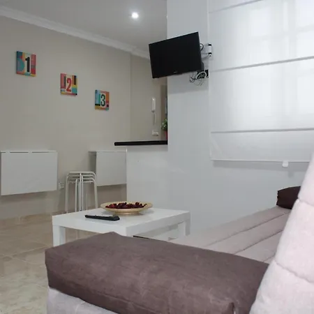 And New Very Close To The Center 2ºa Apartment *